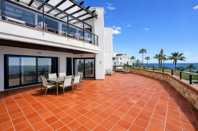 2 Bedroom Ground Floor Apartment in Casares Playa