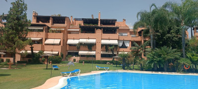 2 Bedroom Middle Floor Apartment in Guadalmina Baja - Image 1