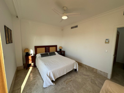 4 Bedroom Townhouse in Marbella - Image 4