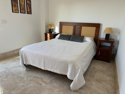 4 Bedroom Townhouse in Marbella - Image 5
