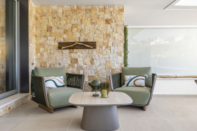 2 Bedroom Ground Floor Apartment in Estepona - Image 4