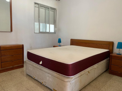 2 Bedroom Middle Floor Apartment in Marbella - Image 4