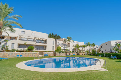 3 Bedroom Ground Floor Apartment in Altos de los Monteros - Image 4
