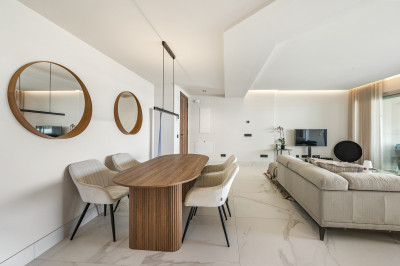 2 Bedroom Middle Floor Apartment in San Pedro de Alcántara - Image 5