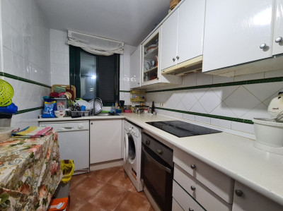 2 Bedroom Middle Floor Apartment in Casares Playa - Image 5