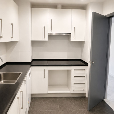 3 Bedroom Middle Floor Apartment in San Pedro de Alcántara - Image 4