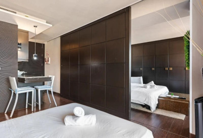 1 Bedroom Top Floor Apartment in Marbella - Image 5