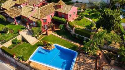8 Bedroom Detached Villa in Torrequebrada - Image 3