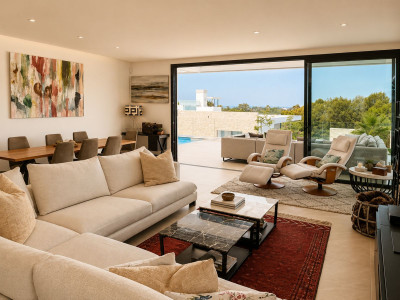 4 Bedroom Ground Floor Apartment in Santa Clara - Image 5