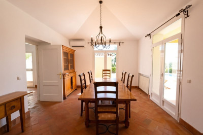 5 Bedroom Detached Villa in Sotogrande Costa - Image 2