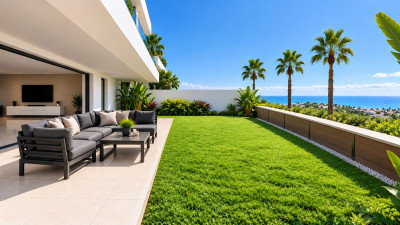 2 Bedroom Ground Floor Apartment in Estepona - Image 1