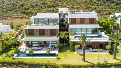 4 Bedroom Ground Floor Apartment in Casares - Image 1