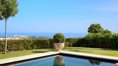 4 Bedroom Ground Floor Apartment in Casares - Image 4