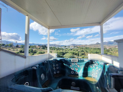 4 Bedroom Semi-Detached House in Cancelada