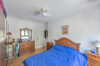 3 Bedroom Middle Floor Apartment in Marbella - Image 3