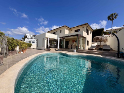 5 Bedroom Detached Villa in Riviera del Sol