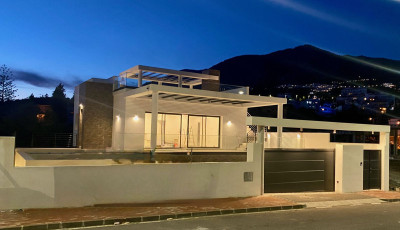 4 Bedroom Detached Villa in Mijas