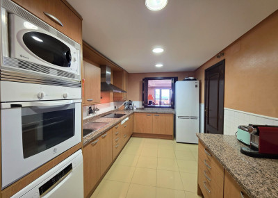3 Bedroom Ground Floor Apartment in La Mairena - Image 4