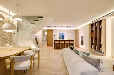 3 Bedroom Semi-Detached House in The Golden Mile - Image 1