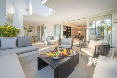 3 Bedroom Ground Floor Apartment in The Golden Mile - Image 2