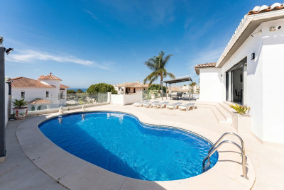 4 Bedroom Detached Villa in Riviera del Sol