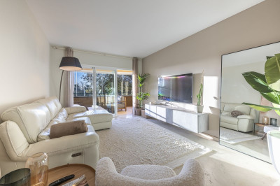 2 Bedroom Middle Floor Apartment in Elviria