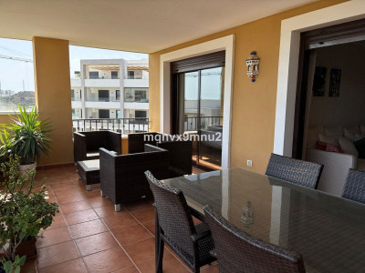 2 Bedroom Middle Floor Apartment in La Cala de Mijas - Image 5