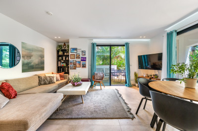 3 Bedroom Middle Floor Apartment in Puerto Banús - Image 3