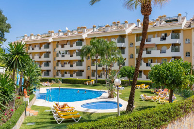 2 Bedroom Penthouse Duplex in Nueva Andalucía - Image 1