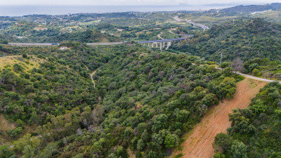 Land in Estepona - Image 4