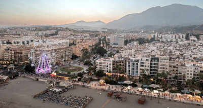 3 Bedroom Middle Floor Apartment in Estepona - Image 5