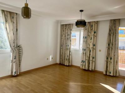 3 Bedroom Middle Floor Apartment in Nagüeles - Image 5