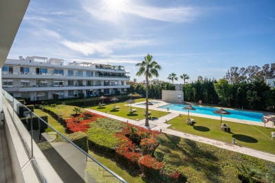 3 Bedroom Middle Floor Apartment in Bel Air - Image 3