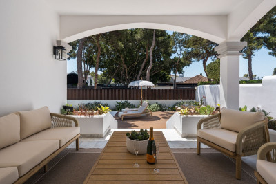 6 Bedroom Detached Villa in Puerto Banús - Image 5