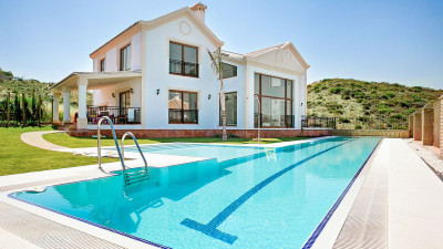 5 Bedroom Detached Villa in La Cala Golf