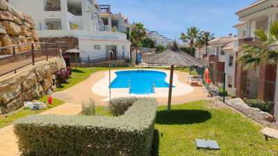 2 Bedroom Middle Floor Apartment in Casares Playa - Image 3