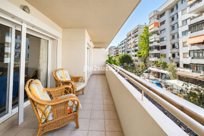 2 Bedroom Middle Floor Apartment in Marbella - Image 3