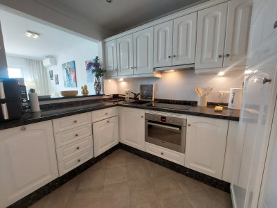 3 Bedroom Townhouse in El Paraiso - Image 5