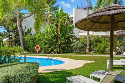 4 Bedroom Semi-Detached House in Sierra Blanca - Image 4
