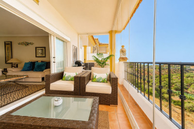 2 Bedroom Penthouse Duplex in Calahonda - Image 4