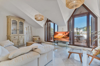 2 Bedroom Penthouse in Arroyo de la Miel - Image 1