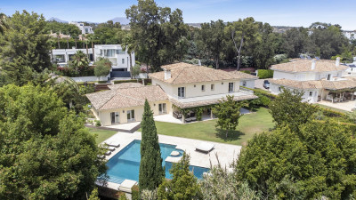 7 Bedroom Detached Villa in Sotogrande Costa - Image 1
