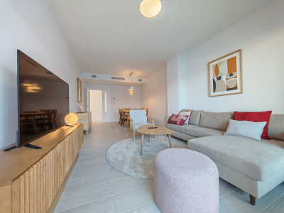 3 Bedroom Ground Floor Apartment in Estepona - Image 4