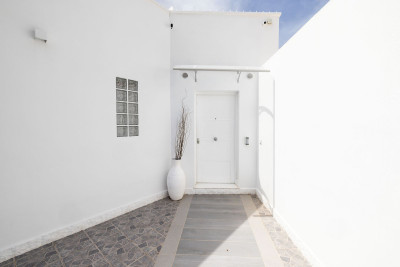 4 Bedroom Detached Villa in Benalmadena Costa - Image 5