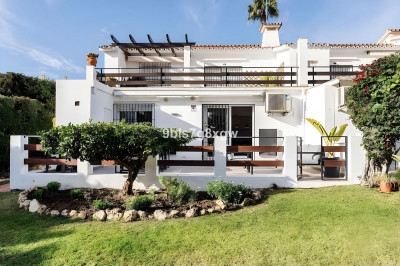 2 Bedroom Ground Floor Apartment in Nueva Andalucía - Image 2
