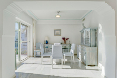 3 Bedroom Penthouse Duplex in The Golden Mile - Image 3