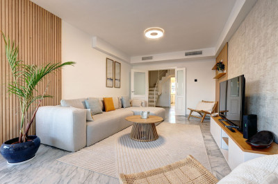 5 Bedroom Penthouse Duplex in Bahía de Marbella - Image 1