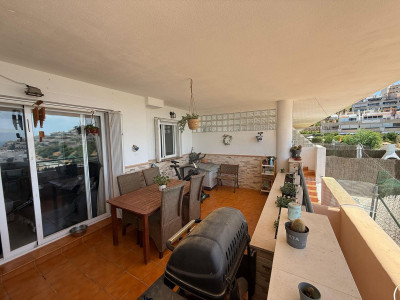 3 Bedroom Ground Floor Apartment in Doña Julia - Image 4