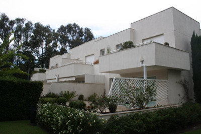 3 Bedroom Semi-Detached House in Estepona - Image 3