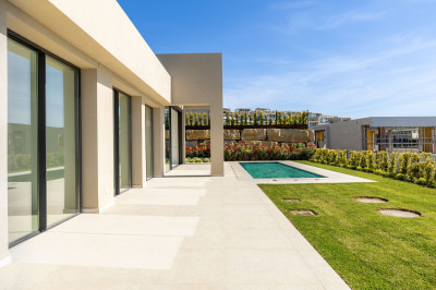 3 Bedroom Bungalow in Benahavís - Image 4